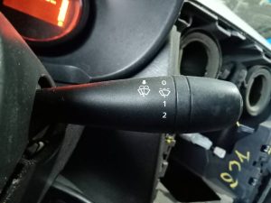 MANDO LIMPIA DACIA DOKKER