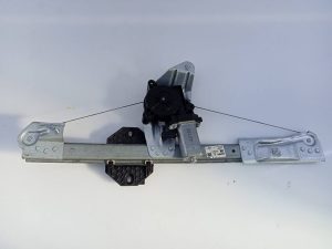 ELEVALUNAS DELANTERO DERECHO 807209299R / E1-A1-44-1 DACIA SANDERO