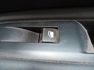 MANDO ELEVALUNAS TRASERO DERECHO PEUGEOT 5008