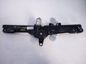 ELEVALUNAS DELANTERO DERECHO 807004EA0D / E2-A4-10-2 NISSAN QASHQAI (J11)