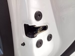 CERRADURA PUERTA TRASERA DERECHA DACIA DUSTER II