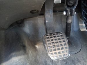 PEDAL EMBRAGUE IVECO DAILY CAJA CERRADA (2006 =>)