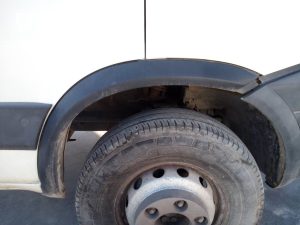 ALETIN DELANTERO DERECHO IVECO DAILY CAJA CERRADA (2006 =>)
