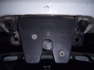 CERRADURA MALETERO / PORTON BMW SERIE 1 BERLINA (E81/E87)