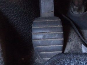 PEDAL EMBRAGUE NISSAN NV 400