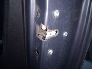 CERRADURA PUERTA TRASERA DERECHA OPEL CORSA E