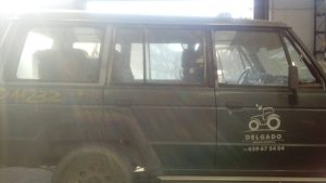 PUERTA TRASERA DERECHA MITSUBISHI MONTERO (L040)