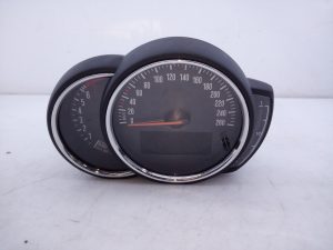 CUADRO INSTRUMENTOS 870722401 / E3-A2-24-4 / 9265439 MINI COUNTRYMAN (F60)