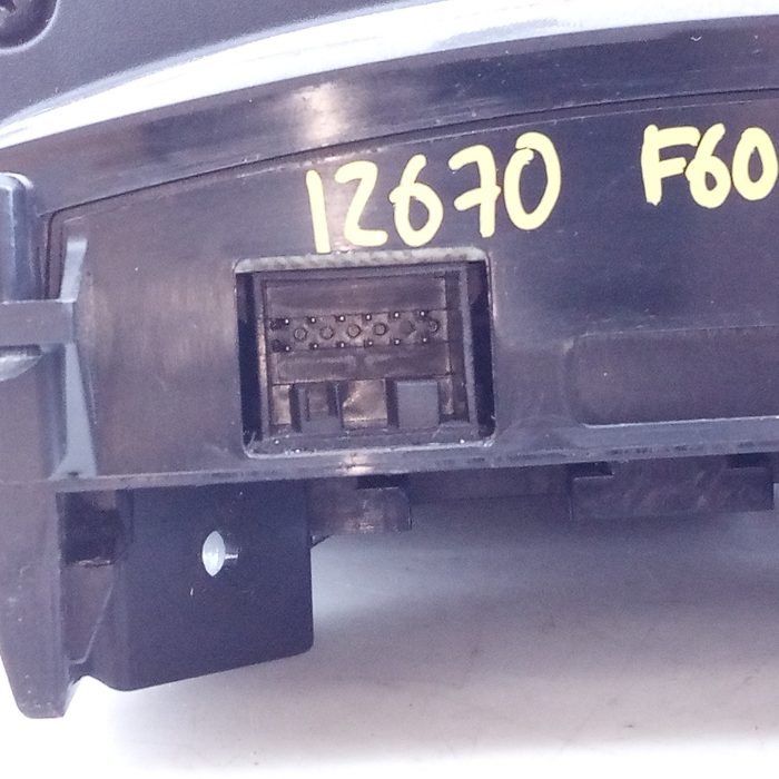 464829