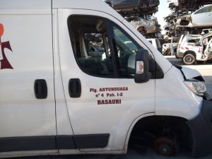 PUERTA DELANTERA DERECHA CITROËN JUMPER GROSSRAUMKASTEN