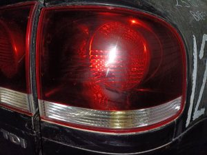 PILOTO TRASERO DERECHO VOLKSWAGEN TOUAREG (7L6)