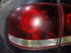 PILOTO TRASERO IZQUIERDO VOLKSWAGEN TOUAREG (7L6)