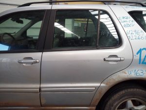 PUERTA TRASERA IZQUIERDA MERCEDES-BENZ CLASE M (W163)