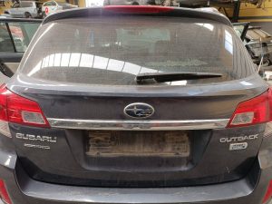 PORTON TRASERO SUBARU LEGACY KOMBI/OUTBACK B14