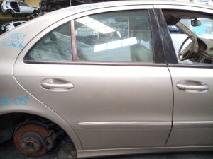 PUERTA TRASERA DERECHA MERCEDES-BENZ CLASE E (W211) BERLINA
