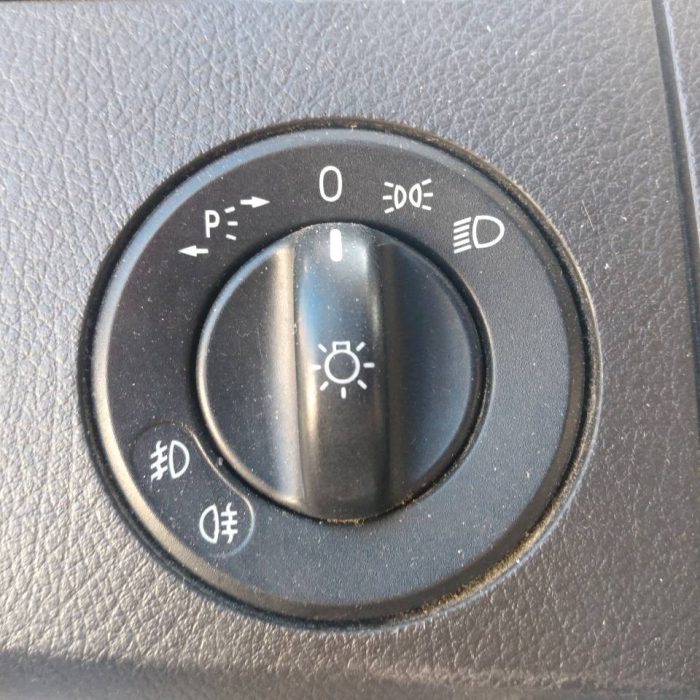 478817