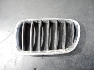 REJILLA DELANTERA 7210725A1 / P2-A2-24 / 7237421A1 BMW X3 (F25)