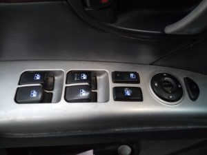 MANDO ELEVALUNAS DELANTERO IZQUIERDO HYUNDAI SANTA FE (BM)