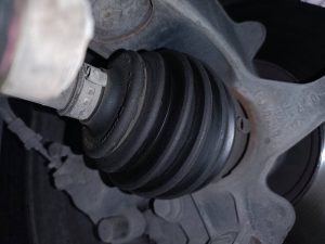 TRANSMISION DELANTERA DERECHA FORD FOCUS LIM. (CB8)