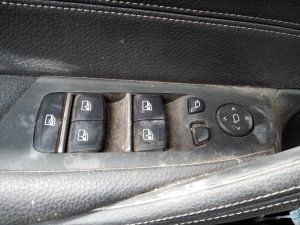 MANDO ELEVALUNAS DELANTERO IZQUIERDO BMW SERIE 5 BERLINA (G30)