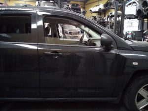 PUERTA DELANTERA DERECHA JEEP COMPASS