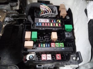 CAJA RELES / FUSIBLES 919513X110 KIA CARENS ( )