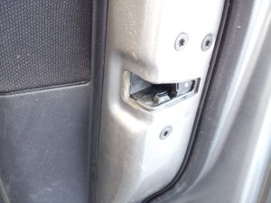 CERRADURA PUERTA DELANTERA DERECHA LAND ROVER FREELANDER (LR2)