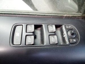 MANDO ELEVALUNAS DELANTERO IZQUIERDO LAND ROVER FREELANDER (LR2)