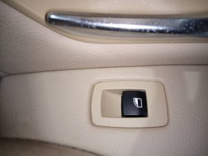 MANDO ELEVALUNAS TRASERO DERECHO BMW SERIE 3 TOURING (F31)