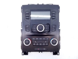 SISTEMA AUDIO / RADIO CD 280900715R / E2-A1-45-3 RENAULT MEGANE IV BERLINA 5P