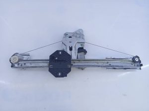 ELEVALUNAS DELANTERO IZQUIERDO 807213282R / E1-A1-20-1 DACIA SANDERO