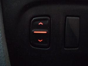 MANDO ELEVALUNAS DELANTERO IZQUIERDO DACIA SANDERO