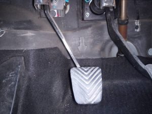PEDAL EMBRAGUE KIA CEE´D