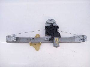 ELEVALUNAS DELANTERO DERECHO 128001071D / E1-A1-48-2 / 3N4514B RENAULT CLIO IV