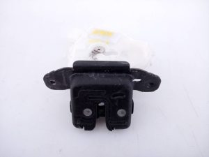 CERRADURA MALETERO / PORTON E2-B4-61-2 TOYOTA AURIS