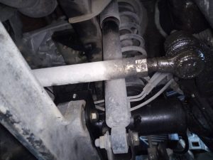 AMORTIGUADOR DELANTERO DERECHO SUZUKI JIMNY SN (FJ)