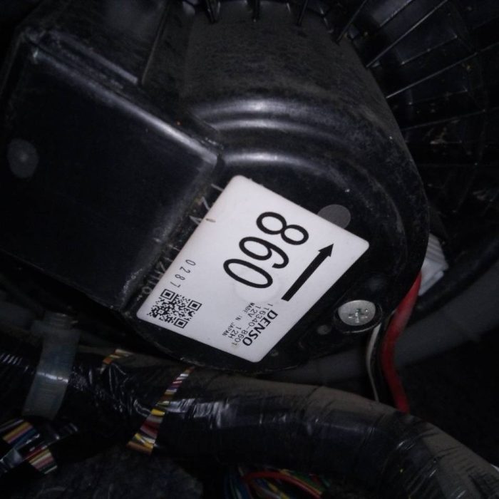 511808