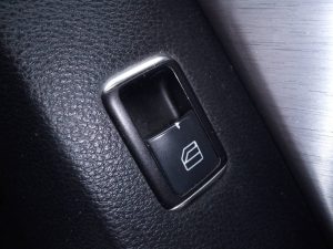 MANDO ELEVALUNAS DELANTERO DERECHO MERCEDES-BENZ CLASE GLK (W204) GLK