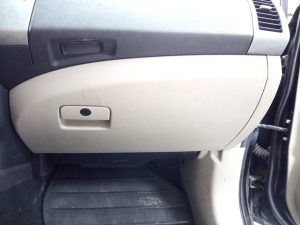 GUANTERA MITSUBISHI OUTLANDER (CW0)