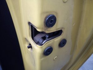 CERRADURA PUERTA TRASERA DERECHA RENAULT CLIO IV