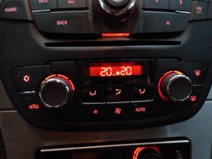MANDO CLIMATIZADOR OPEL INSIGNIA BERLINA