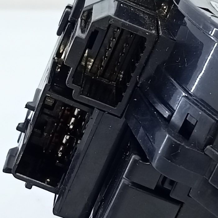 532868