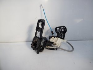 CERRADURA PUERTA DELANTERA DERECHA A1567670200 / E1-A2-48-1 / A1667200435 MERCEDES-BENZ CLASE GLA (W156)