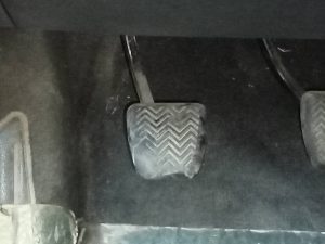 PEDAL EMBRAGUE TOYOTA AVENSIS (T27)