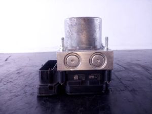 ABS 9826037080 / P3-B9-19-1 / 269936 PEUGEOT 3008