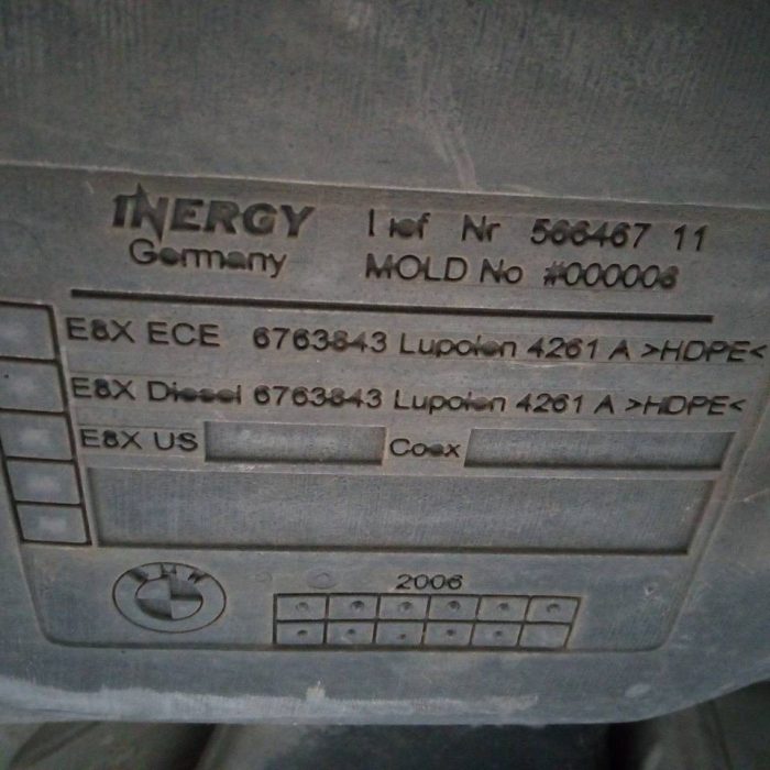 546863