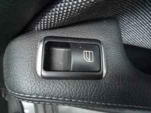 MANDO ELEVALUNAS TRASERO DERECHO MERCEDES-BENZ CLASE GLA (W156)