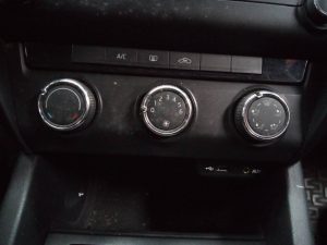 MANDO CALEFACCION / AIRE ACONDICIONADO SKODA OCTAVIA COMBI (5E5)