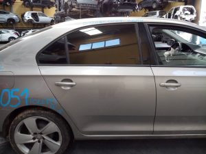 PUERTA TRASERA DERECHA SEAT TOLEDO (KG3)