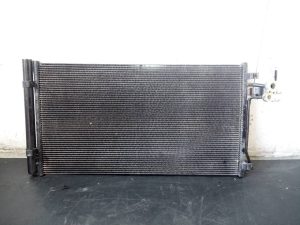 CONDENSADOR / RADIADOR AIRE ACONDICIONADO GJ3219710AA / P2-A4-7 / A30222548 LAND ROVER EVOQUE